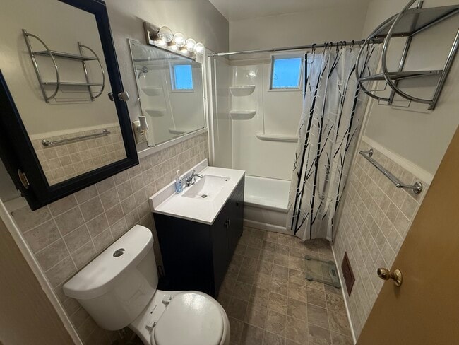 property at 4004 Reservoir Blvd