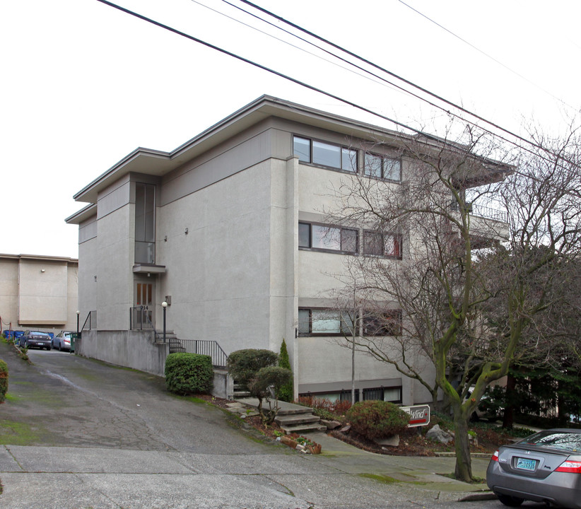 Vue Wind Apartments in Seattle, WA - Building Photo