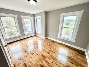 25 Federal St-Unit -2 in Fitchburg, MA - Building Photo - Building Photo