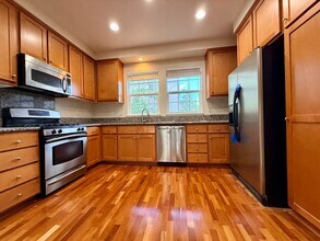 569 Montego Terrace in Sunnyvale, CA - Building Photo - Building Photo