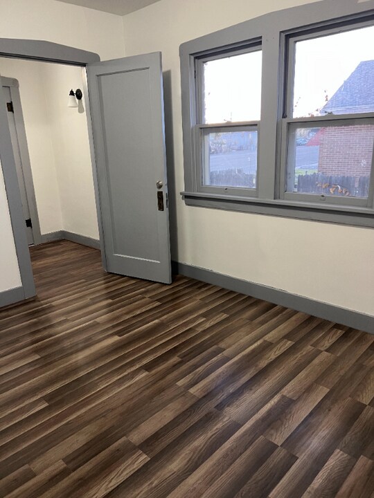 8671 S State St in Sandy, UT - Building Photo