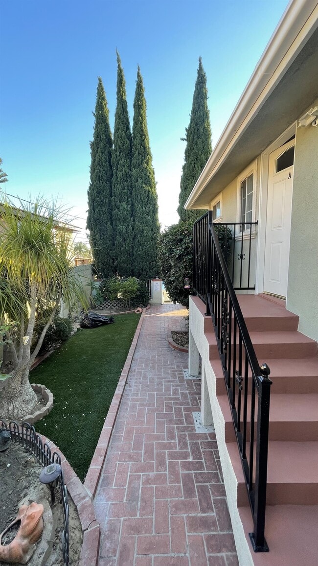 property at 5138 W 141st St