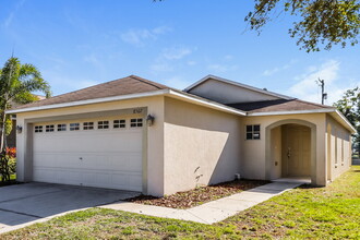 8507 Deer Chase Dr in Riverview, FL - Building Photo - Building Photo