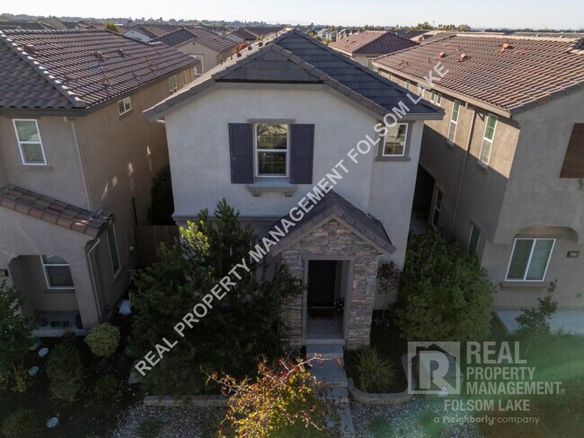 4407 Adriatic Sea Way in Sacramento, CA - Building Photo - Building Photo