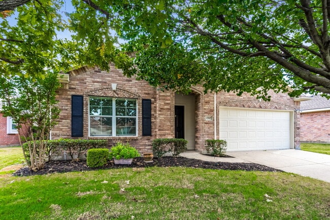 property at 1707 White Mountain Wy