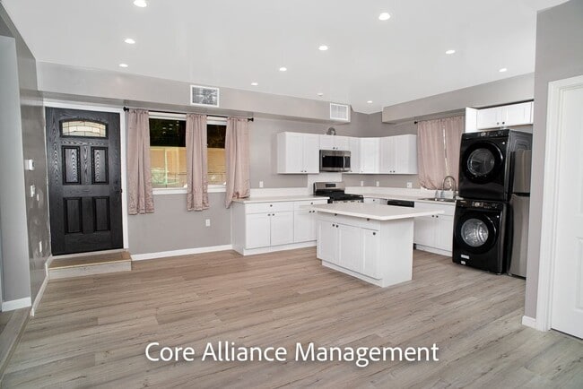 23291 Haynes St in Los Angeles, CA - Building Photo - Building Photo