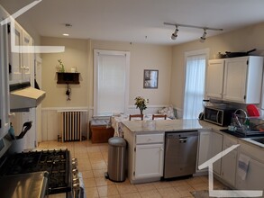 21 Bennett St, Unit 1 in Boston, MA - Building Photo - Building Photo