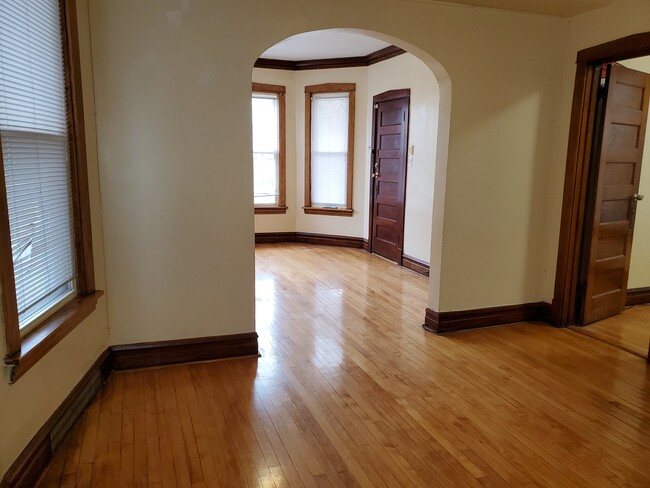 1941 N Monticello Ave, Unit 1 in Chicago, IL - Building Photo - Building Photo