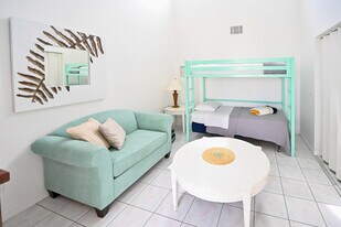 301 Markley Ct in Indian Harbour Beach, FL - Building Photo