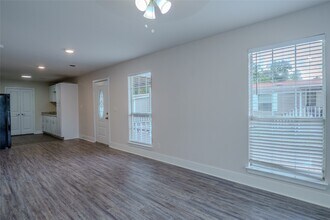 21415 Russell Dr in New Caney, TX - Building Photo - Building Photo