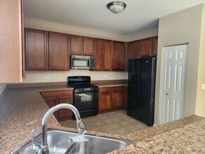 8100 Shady Oak Rd in Joliet, IL - Building Photo - Building Photo