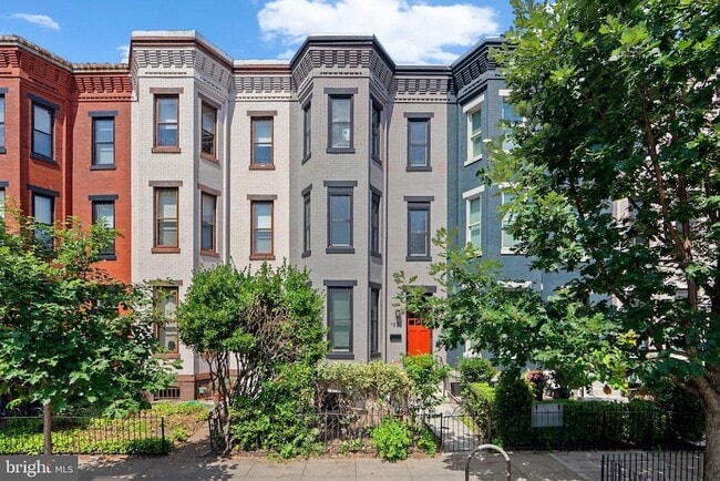 property at 1932 15th St NW