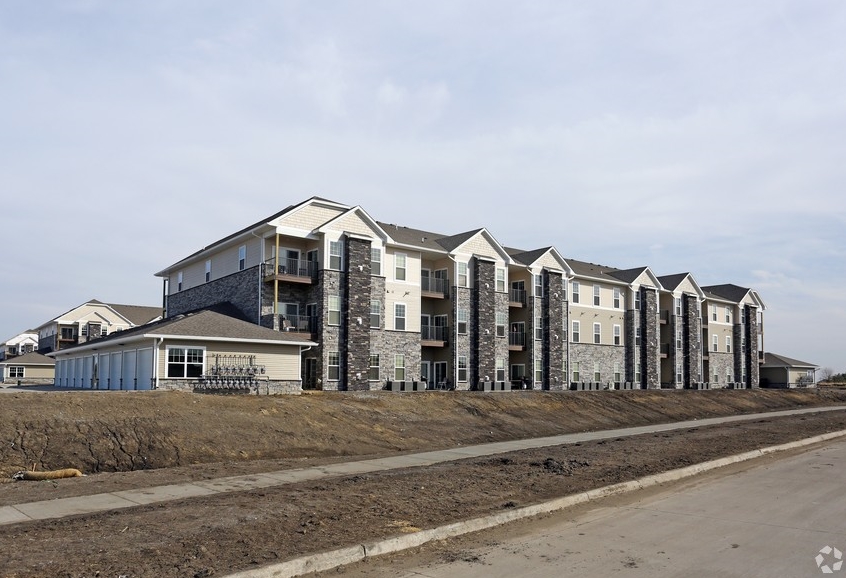 Ironwood - Phase II in Altoona, IA - Foto de edificio