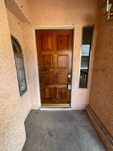 8337 Hollow Wharf Dr in Las Vegas, NV - Building Photo - Building Photo