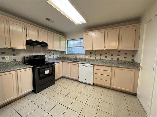 8936 Angleton Pl in Dallas, TX - Building Photo - Building Photo