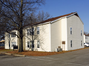 Four Seasons in Marion, AR - Building Photo - Building Photo