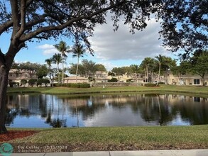 8632 S Southgate Shores Cir in Tamarac, FL - Building Photo - Building Photo