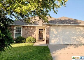 100 Calcite Ln in Jarrell, TX - Building Photo