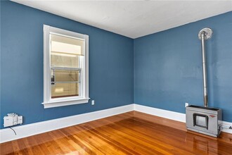 266 Sayles Ave in Pawtucket, RI - Building Photo - Building Photo