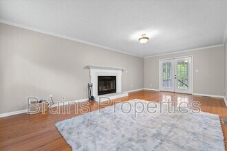 4457 Eagles Nest Dr in Winston-Salem, NC - Building Photo - Building Photo