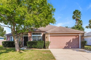 3131 Fox Squirrel Dr in Orange Park, FL - Building Photo