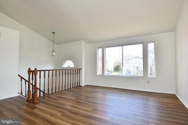 3863 Beech Down Dr in Chantilly, VA - Building Photo - Building Photo