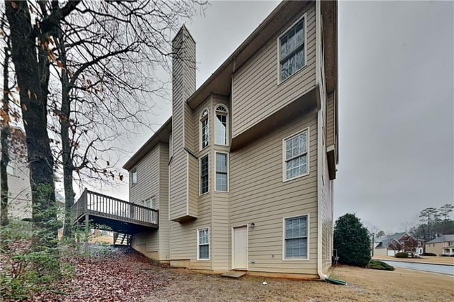 3930 Summit Gate Dr in Suwanee, GA - Foto de edificio - Building Photo