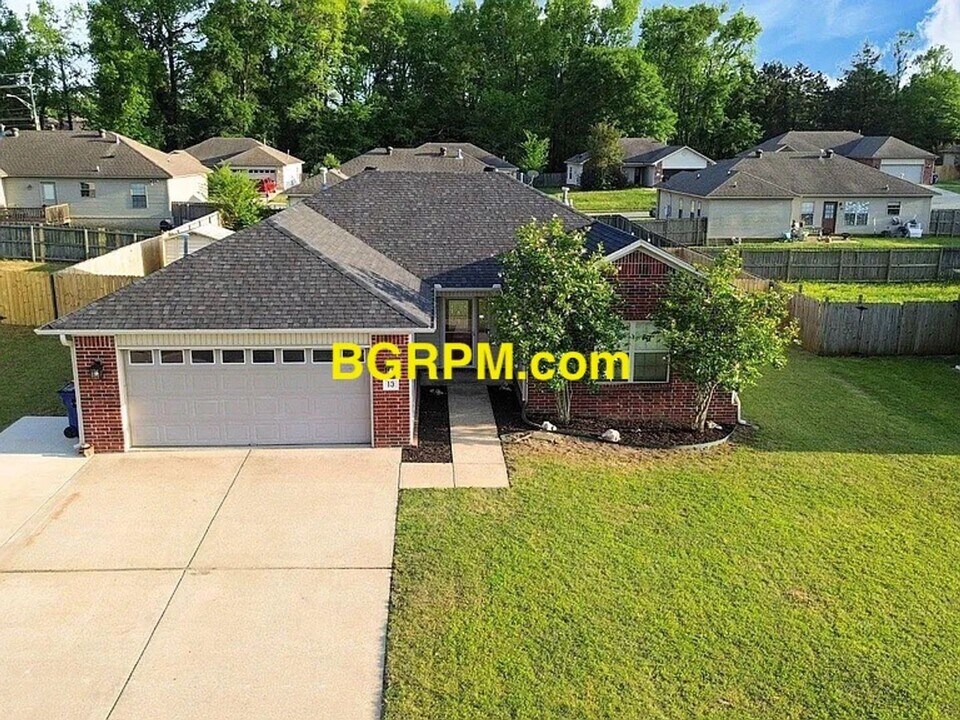 13 Mustang Dr in Cabot, AR - Building Photo