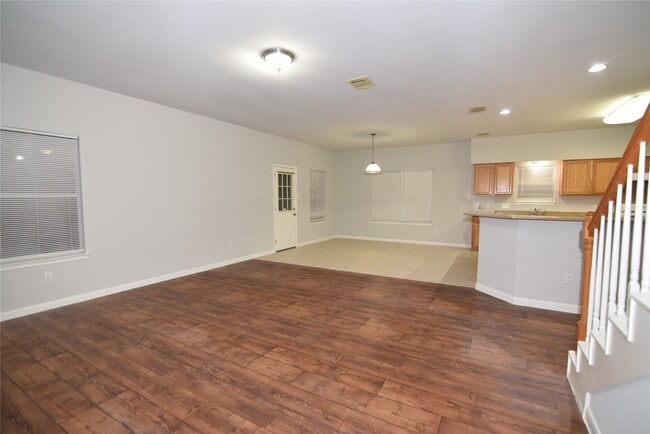 property at 6807 Turtlewood Dr