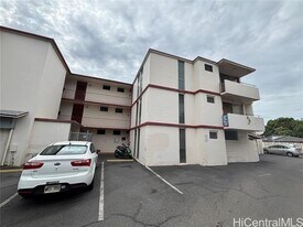 810 University Ave in Honolulu, HI - Building Photo