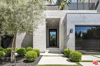 356 N La Jolla Ave in Los Angeles, CA - Building Photo - Building Photo