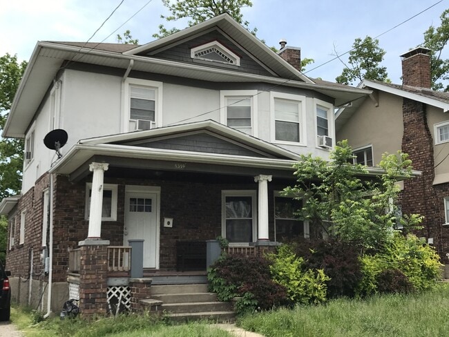 property at 1314 Rosemary Ln