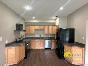 2181 Calle De Castelar in Navarre, FL - Building Photo - Building Photo