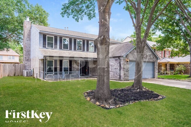 7834 Sunny Ridge Dr in Houston, TX - Foto de edificio - Building Photo