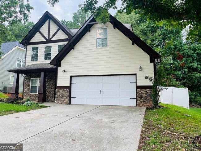 26 Cliffhaven Cir in Newnan, GA - Building Photo - Building Photo