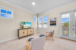 6 Wilkes Rd, Unit ID1447136P in Panama City, FL - Building Photo