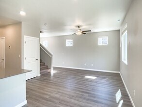 8726 E Gilman Ave in Arlington, WA - Building Photo - Building Photo