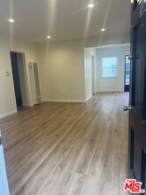 4127 W Toluca Lake Ave in Burbank, CA - Building Photo - Building Photo