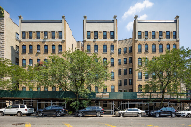 930  ST NICHOLAS AVE in New York, NY - Foto de edificio - Building Photo