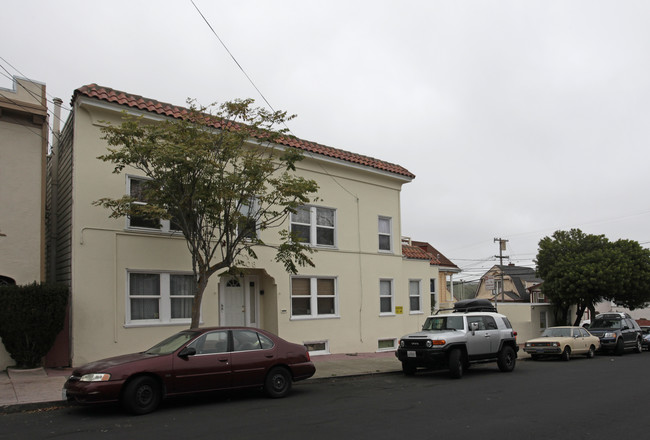 408 Winchester St in Daly City, CA - Building Photo - Building Photo