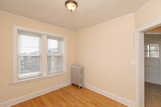 3051 W Argyle St in Chicago, IL - Foto de edificio - Building Photo