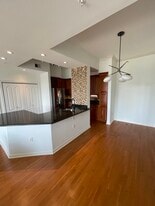 3225 Turtle Creek Blvd, Unit 726 in Dallas, TX - Building Photo