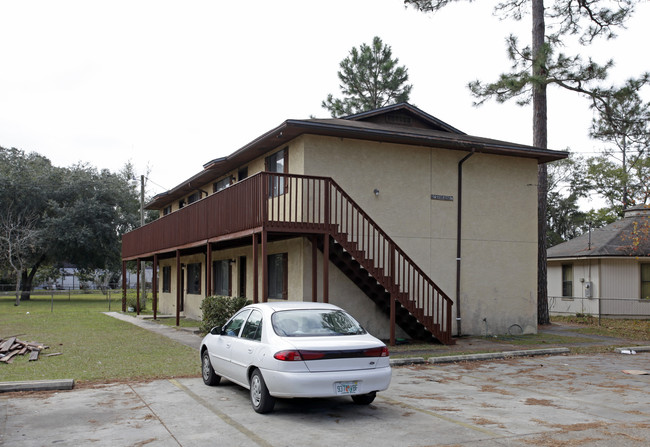 3702-3704 E 11th St in Panama City, FL - Building Photo - Building Photo