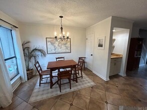 929 Ridgepoint Ct in Baton Rouge, LA - Foto de edificio - Building Photo