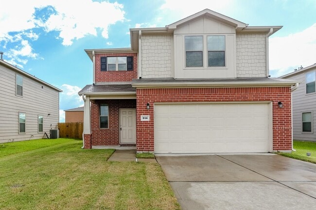 property at 914 Canyon Hill Ln