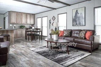 800 N Old Betsy Rd in Keene, TX - Building Photo - Building Photo