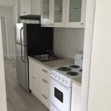 919 Michigan Ave in Miami Beach, FL - Foto de edificio - Building Photo