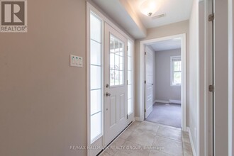 799 Mayfly Cres in Ottawa, ON - Building Photo - Building Photo