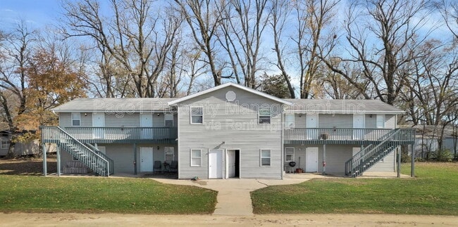 1610 E Rock Falls Rd in Rock Falls, IL - Building Photo - Building Photo