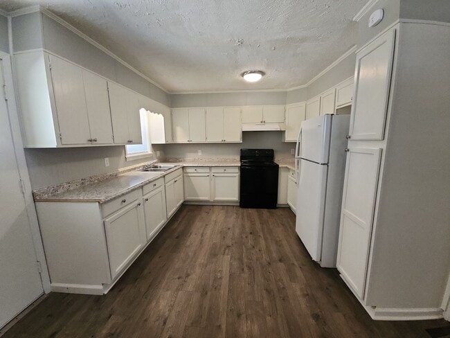 2632 Christmasville Rd in Jackson, TN - Building Photo - Building Photo